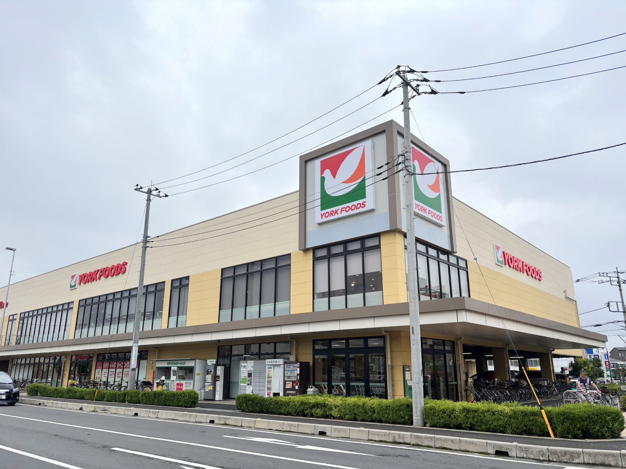 ヨークフーズ所沢花園店